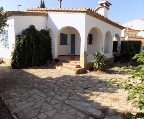 Casa per llogar 140 mts. de la platja Riells L’Escala