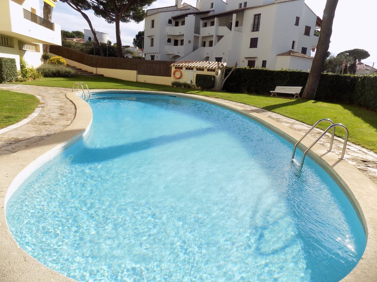 Appart. à louer à L&rsquo;Escala avec piscine communautaire