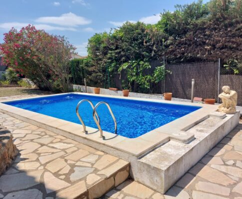Planta baja piscina jardin privados
